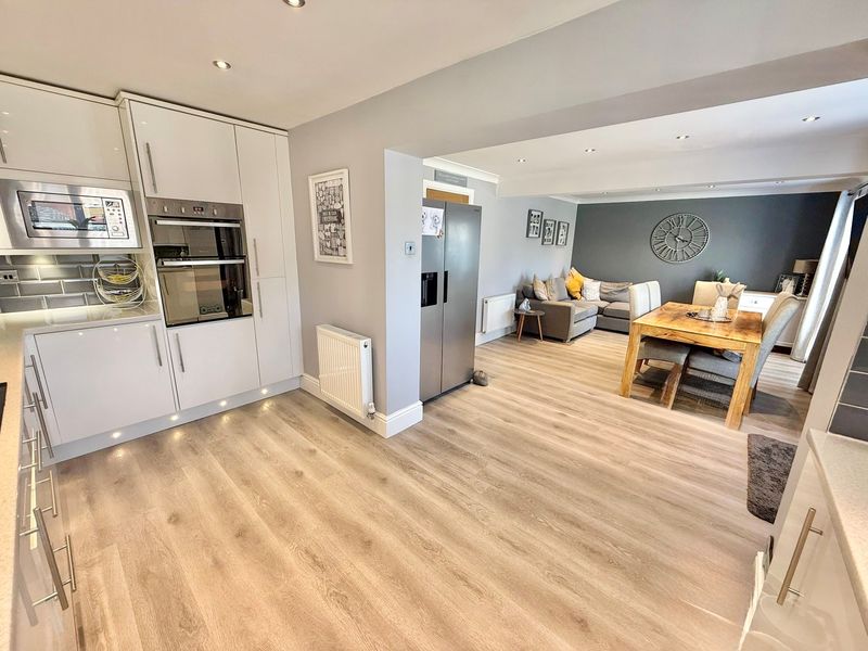 Islay Close Stanney Oaks